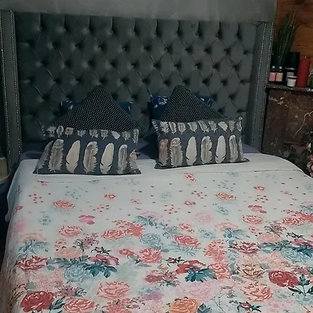 Apartment Flat *